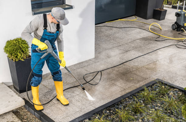 Best Garage Pressure Washing  in Adairsville, GA